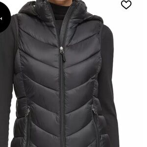 Old Navy Women's Charcoal Puffer Vest xxl